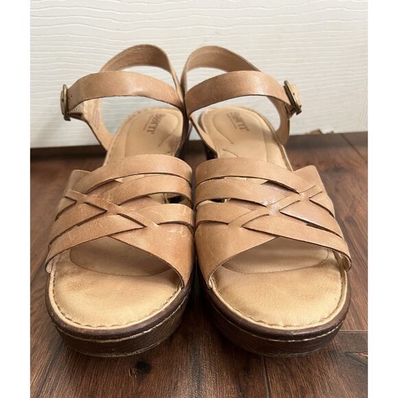 BORN Tan Neutral Leather Comfort Strappy Retro Platform Sandals Shoes Sz 10M - Picture 4 of 12